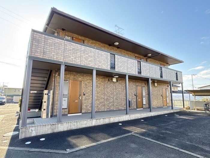 ローズガーデン　Ｄの物件外観写真