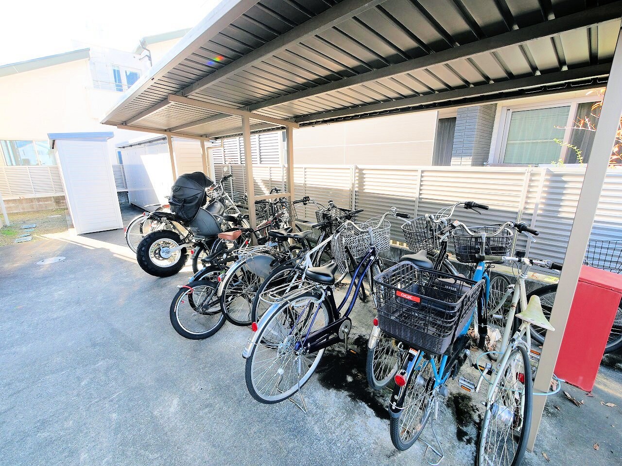 Ｄ-Ｒｏｏｍ三百人町　Ａの物件内観写真