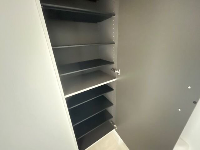 アインタウゼント3の物件内観写真