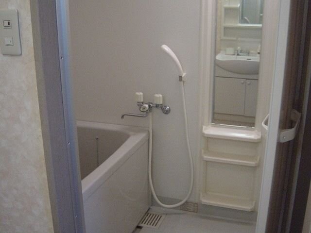 センチュリー東仙台の物件内観写真