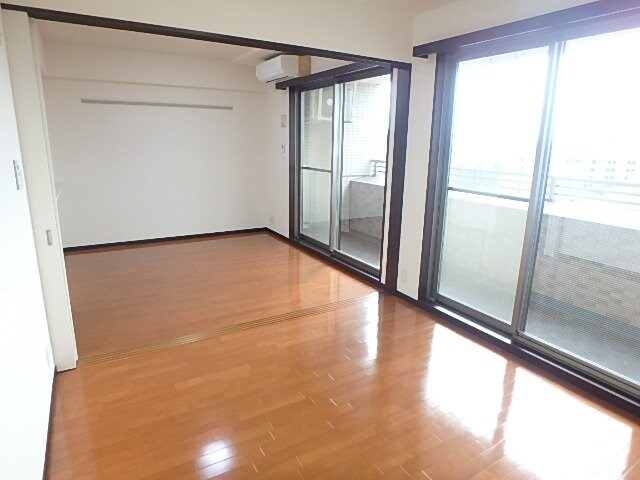 Ｓ－ＦＯＲＴ榴岡公園の物件内観写真