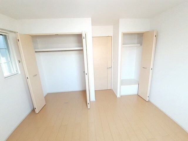 ネイヴ　グレアIIの物件内観写真