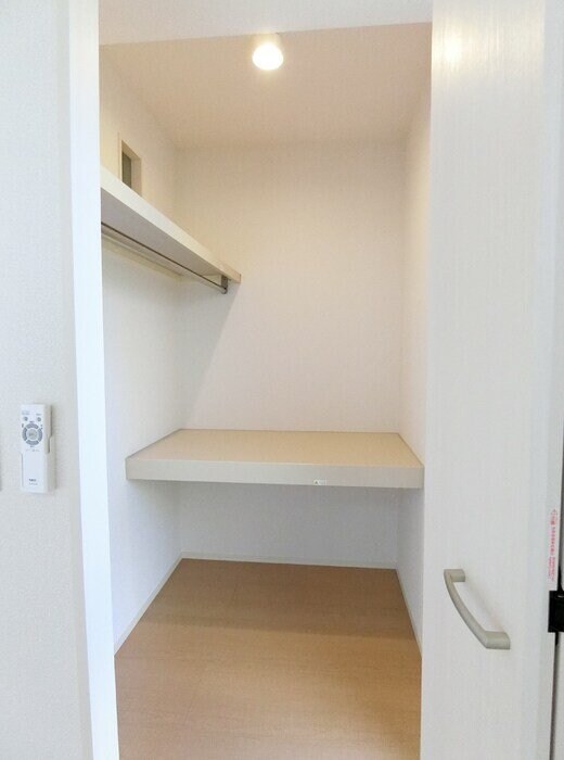 ウエストヒルズ　Iの物件内観写真