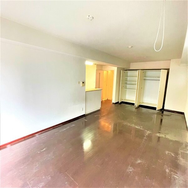 ヴィアーレ勾当台IIの物件内観写真