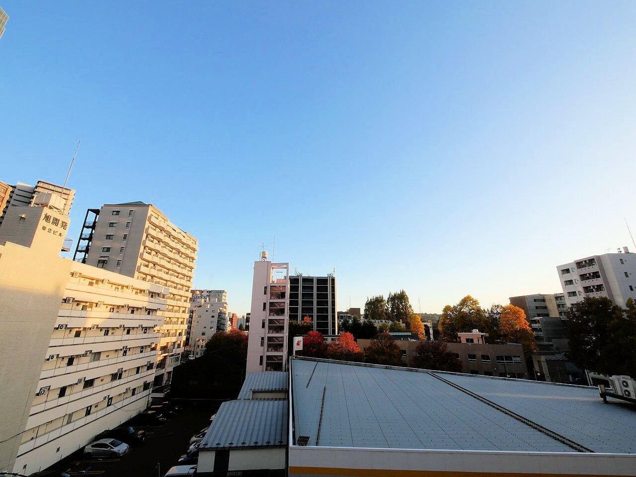 シーズンフラッツ青葉通一番町の物件内観写真