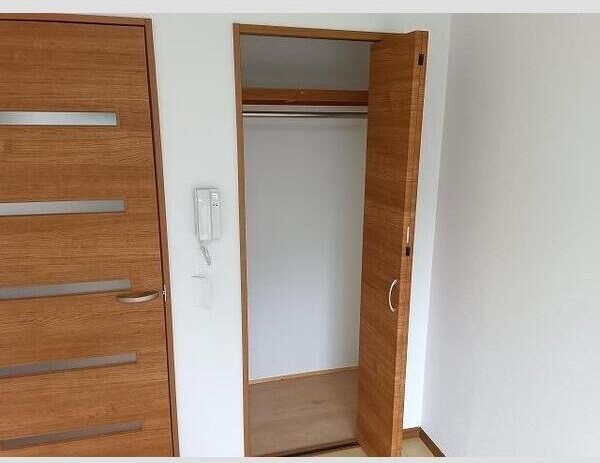 シャイニングプラザ佐竹の物件内観写真