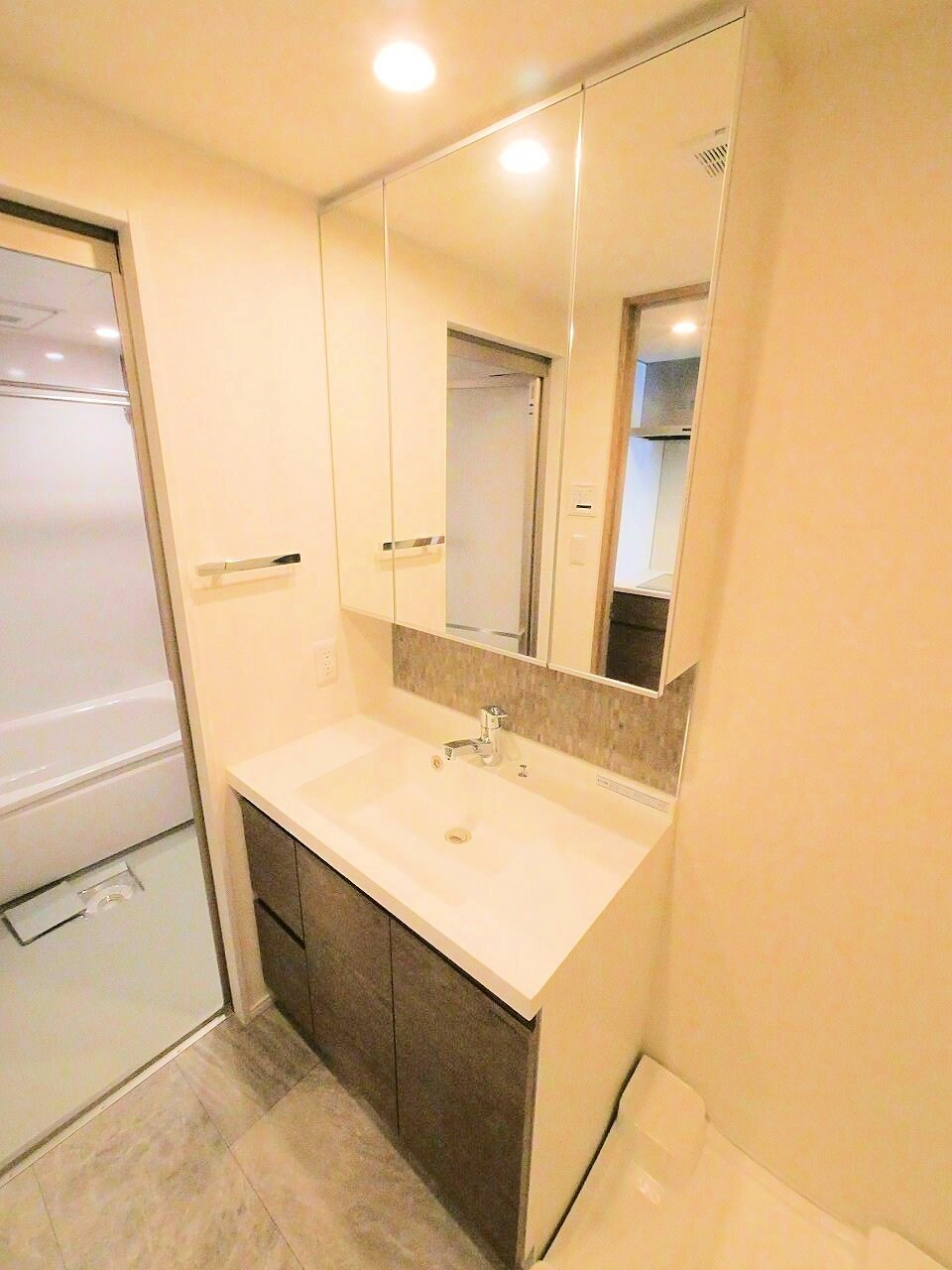 シーズンフラッツ上杉の物件内観写真