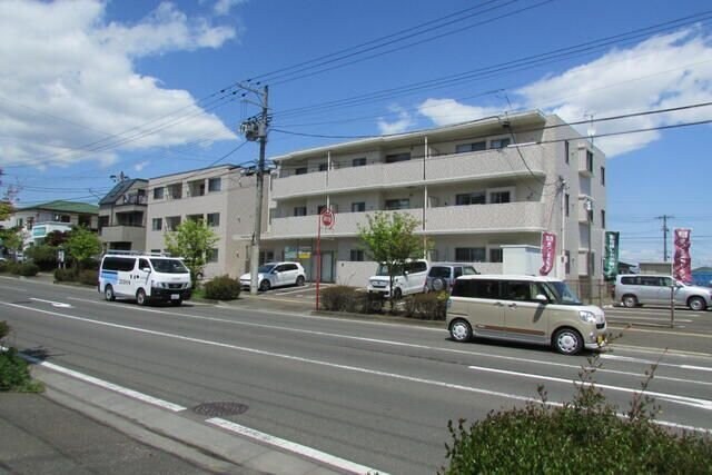 ヴェルビュー川平の物件外観写真