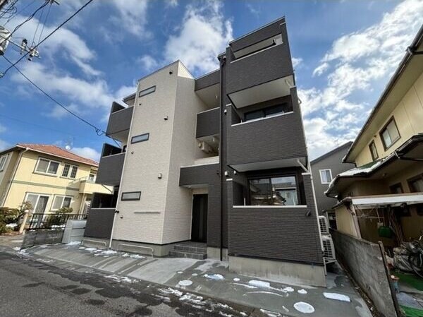 REGALESTフェリチタ仙台荒井の物件外観写真