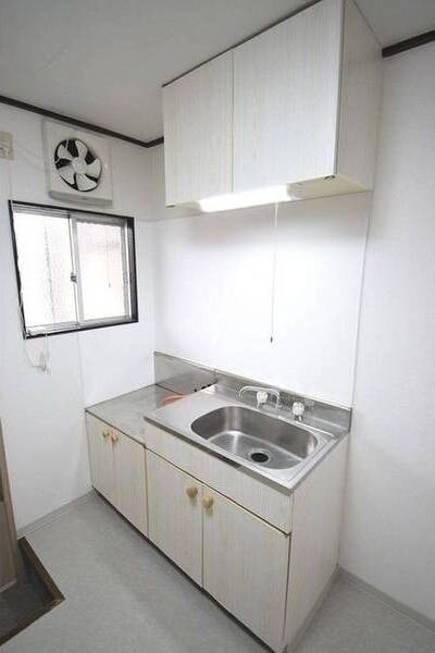 コーポサクラギの物件内観写真