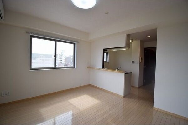 ヴィアーレ広瀬の物件内観写真