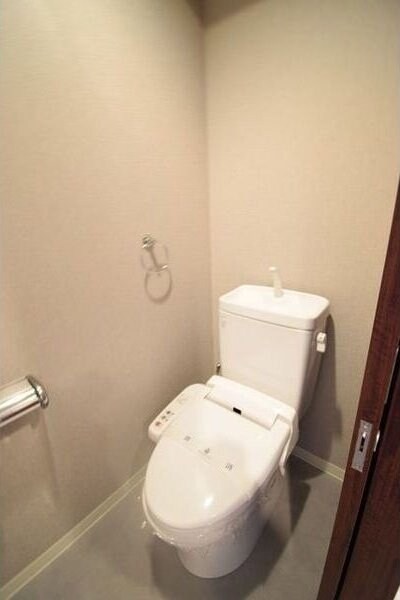 ヴィアーレ広瀬の物件内観写真