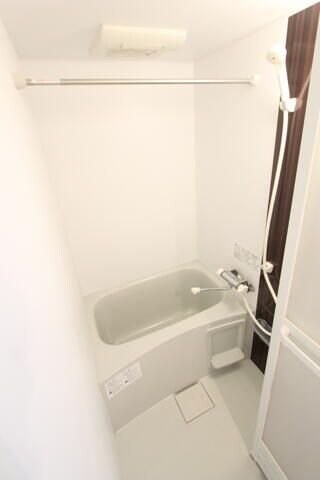 ポルコ　ロッソの物件内観写真