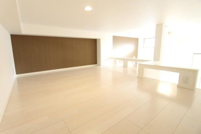 ポルコ　ロッソの物件内観写真