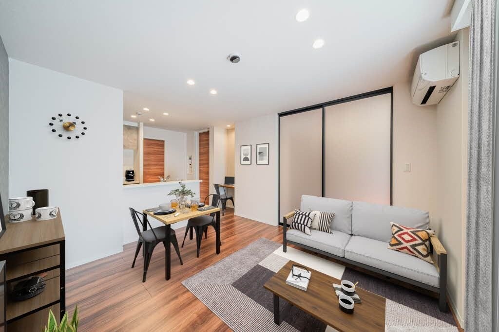 Ｐｒｏｍｅｎａｄｅ上杉の物件内観写真