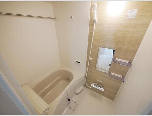 シンセーロ青葉町A棟の物件内観写真