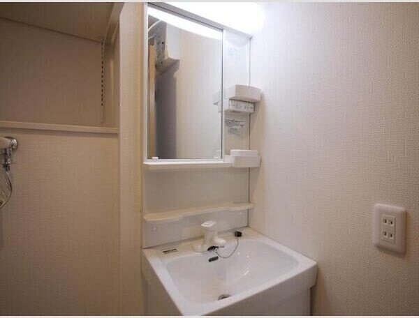 シンセーロ青葉町Ｂ棟の物件内観写真