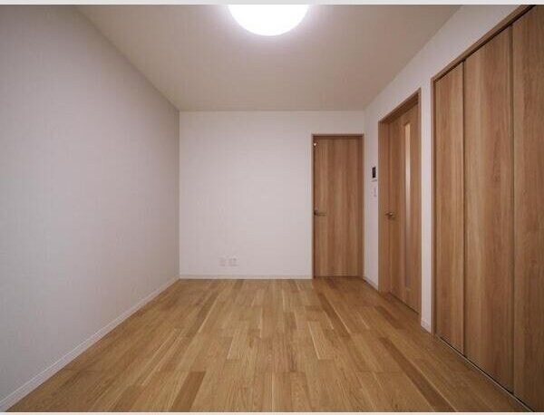 シンセーロ青葉町Ｂ棟の物件内観写真