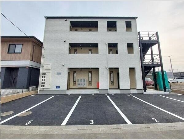 キャピタル富沢西の物件内観写真