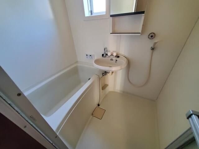 ストークハイツ吉成の物件内観写真