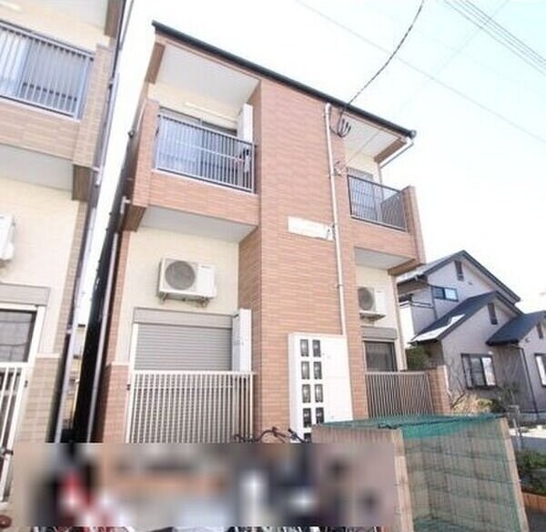 ウエストヴィレッジの物件外観写真