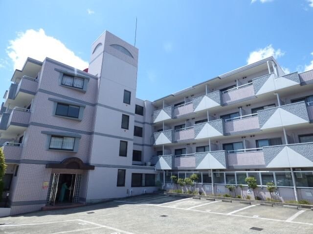 メゾン・ド・サクレの物件外観写真