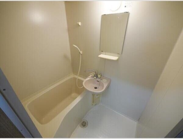 アクセスコート弐番館の物件内観写真