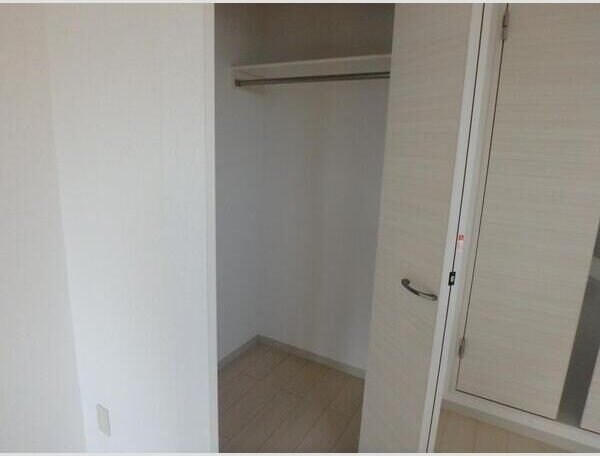 エルメゾン原町の物件内観写真