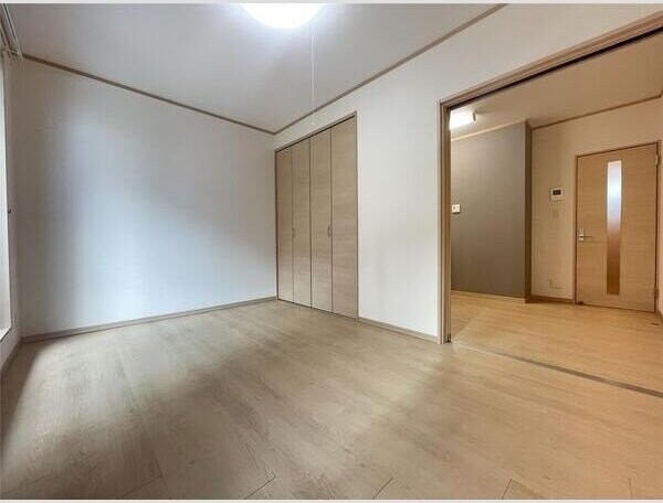 ウエストコートAの物件内観写真