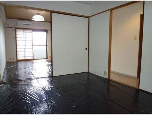 銀杏町レジデンスの物件内観写真