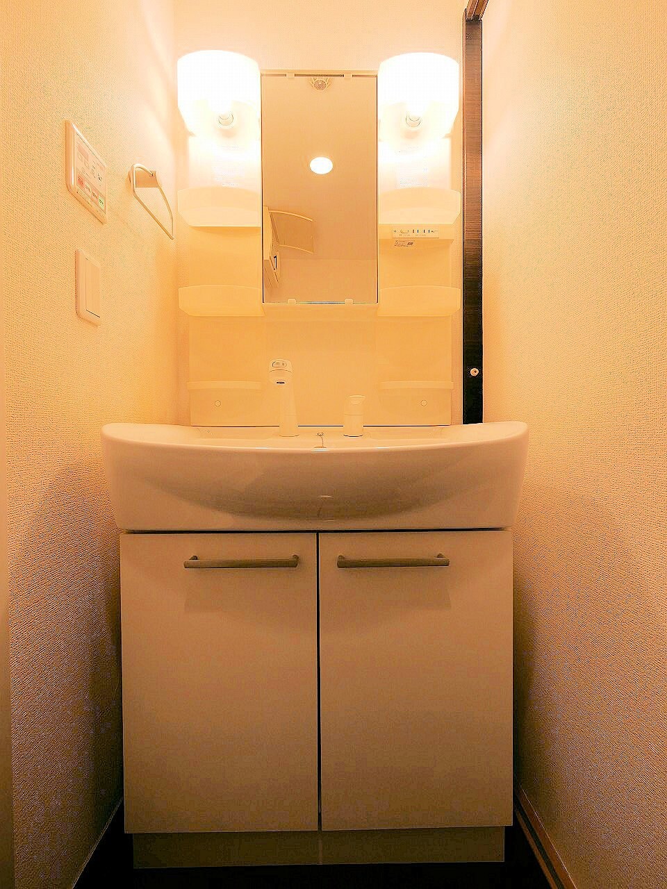 チャコールウッドステージの物件内観写真