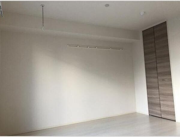 Adonis三百人町の物件内観写真