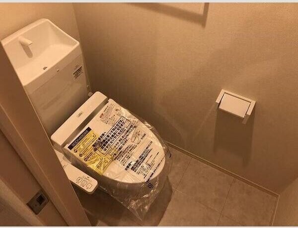 Adonis三百人町の物件内観写真