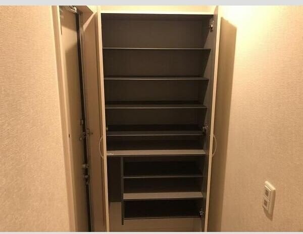 Adonis三百人町の物件内観写真