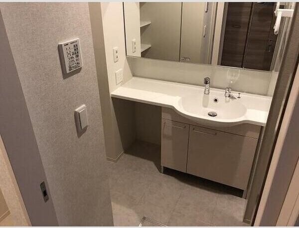 Adonis三百人町の物件内観写真