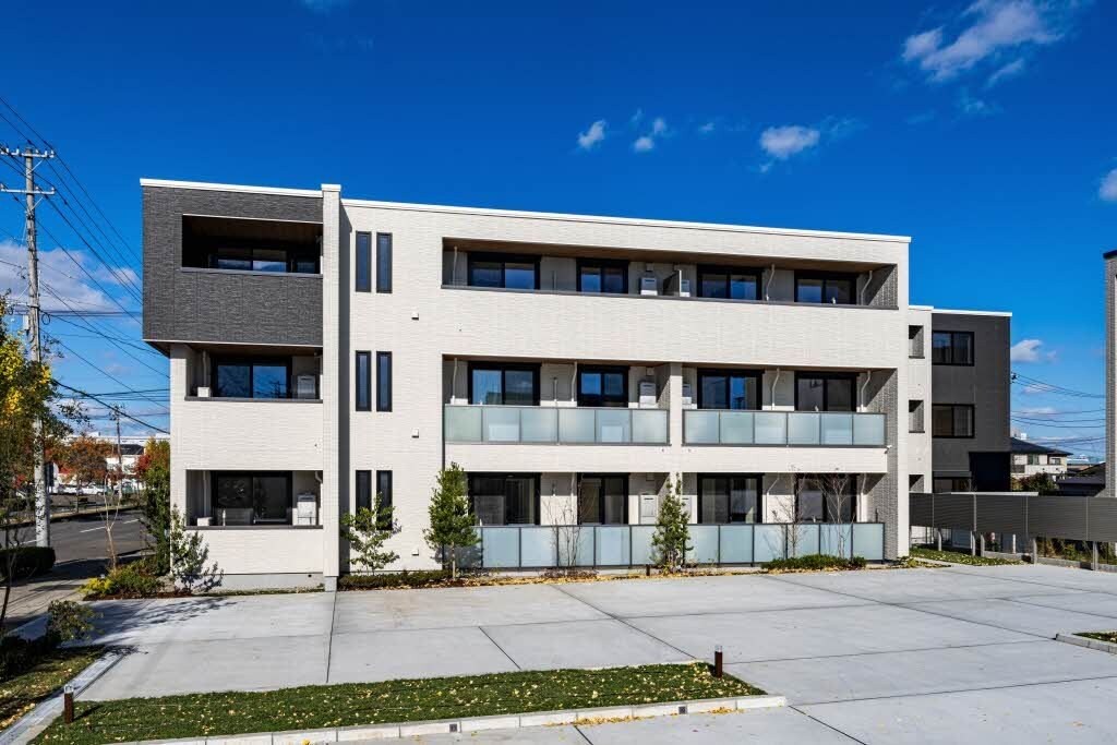 ベレオグリスィーヌの物件外観写真