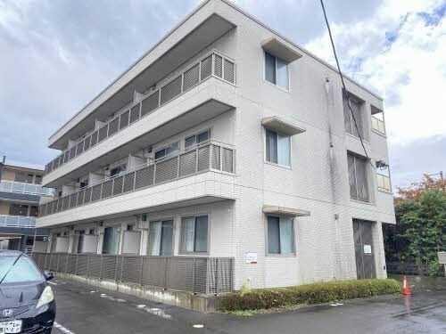 シャーメゾン長町の物件外観写真