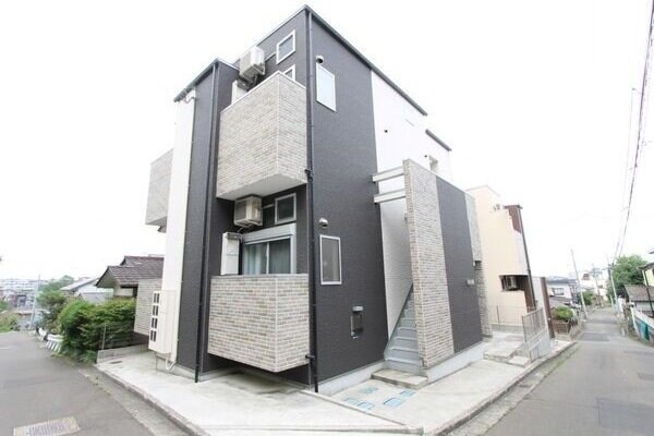 Skyコートの物件外観写真