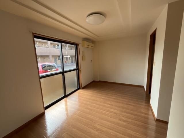 グランディール泰英１号館の物件内観写真