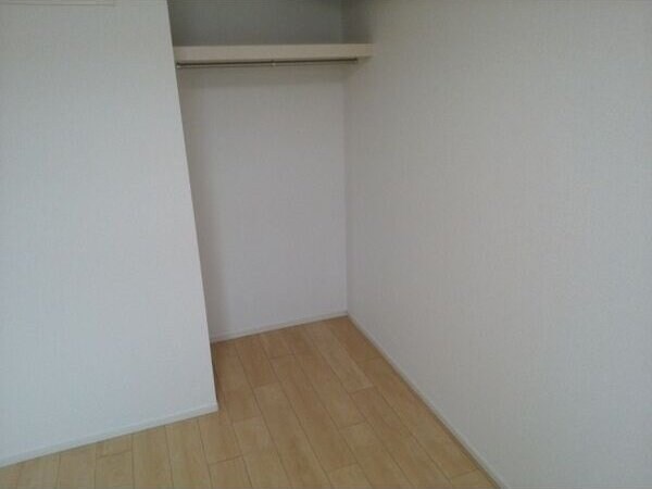 Feliciaの物件内観写真