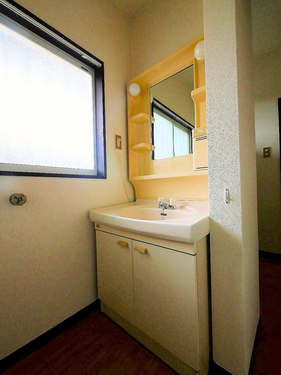 コーポファミーユの物件内観写真