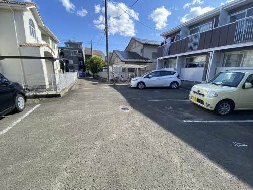 カーム・クウォーターＢの物件内観写真