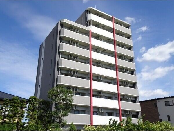 アーバンフラッツ長町の物件外観写真