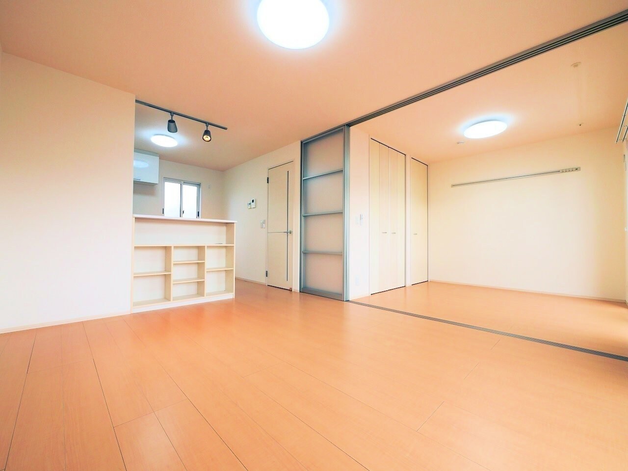 コーポ・ゼルコバの物件内観写真