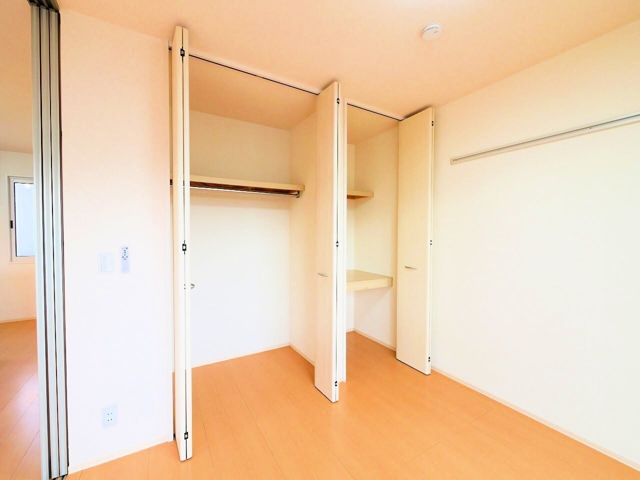 コーポ・ゼルコバの物件内観写真