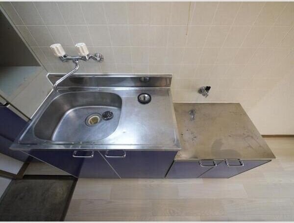 サンスイート八乙女の物件内観写真