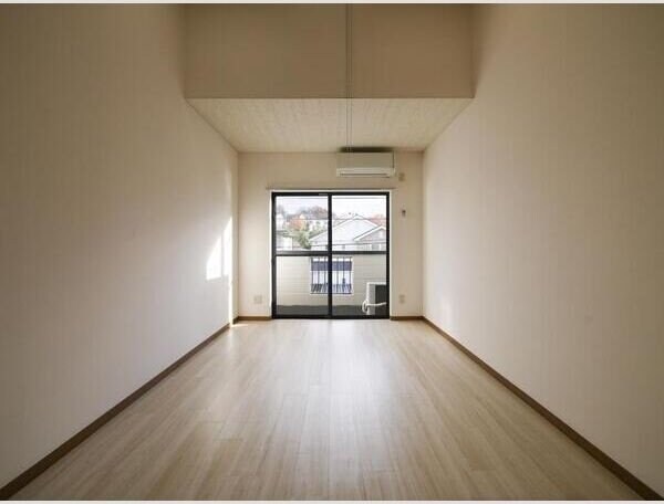 サンスイート八乙女の物件内観写真