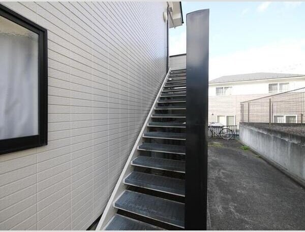 サンスイート八乙女の物件内観写真