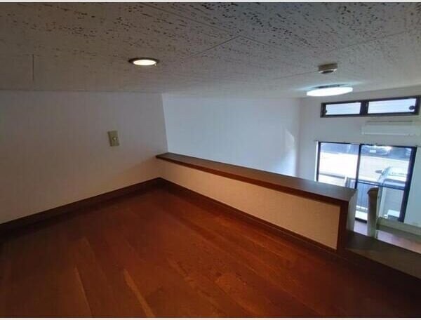 サンスイート八乙女の物件内観写真