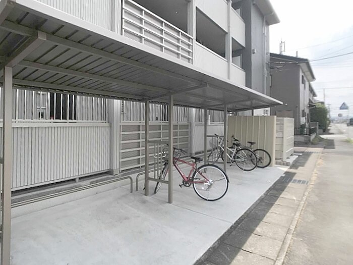 グラン・ブルーエスターテ矢中の物件内観写真